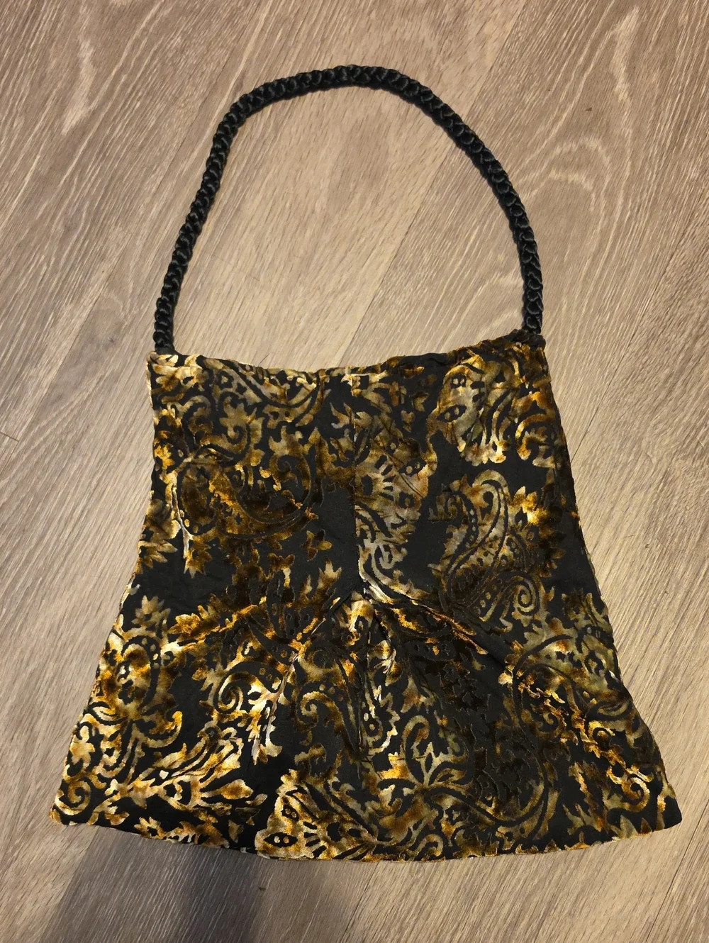 Womens Super Cute Velevet Handbag!! Dont Miss Out